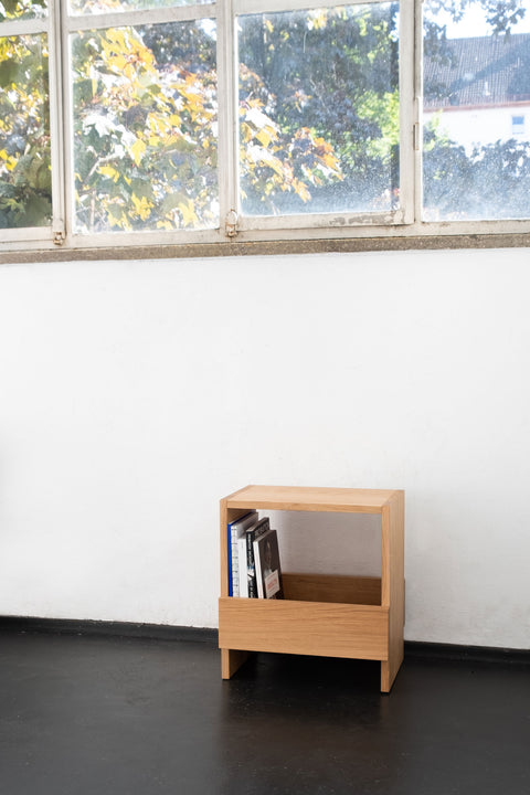Beistelltisch Stoolbox von Thomas Schnur fuer Edition33 in Eiche Massivholz